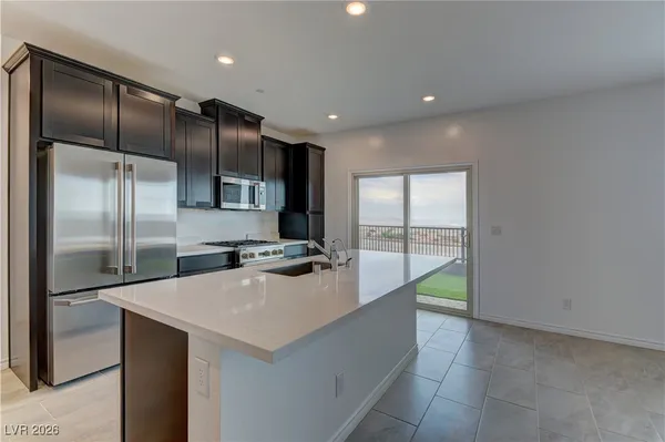 $2,710 | 600 Carriage Hill Drive, Unit 1123, Las Vegas, NV 89138