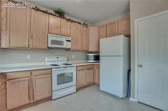 7607 Coffee Road Peyton, CO 80831 - Photo 9 of 24