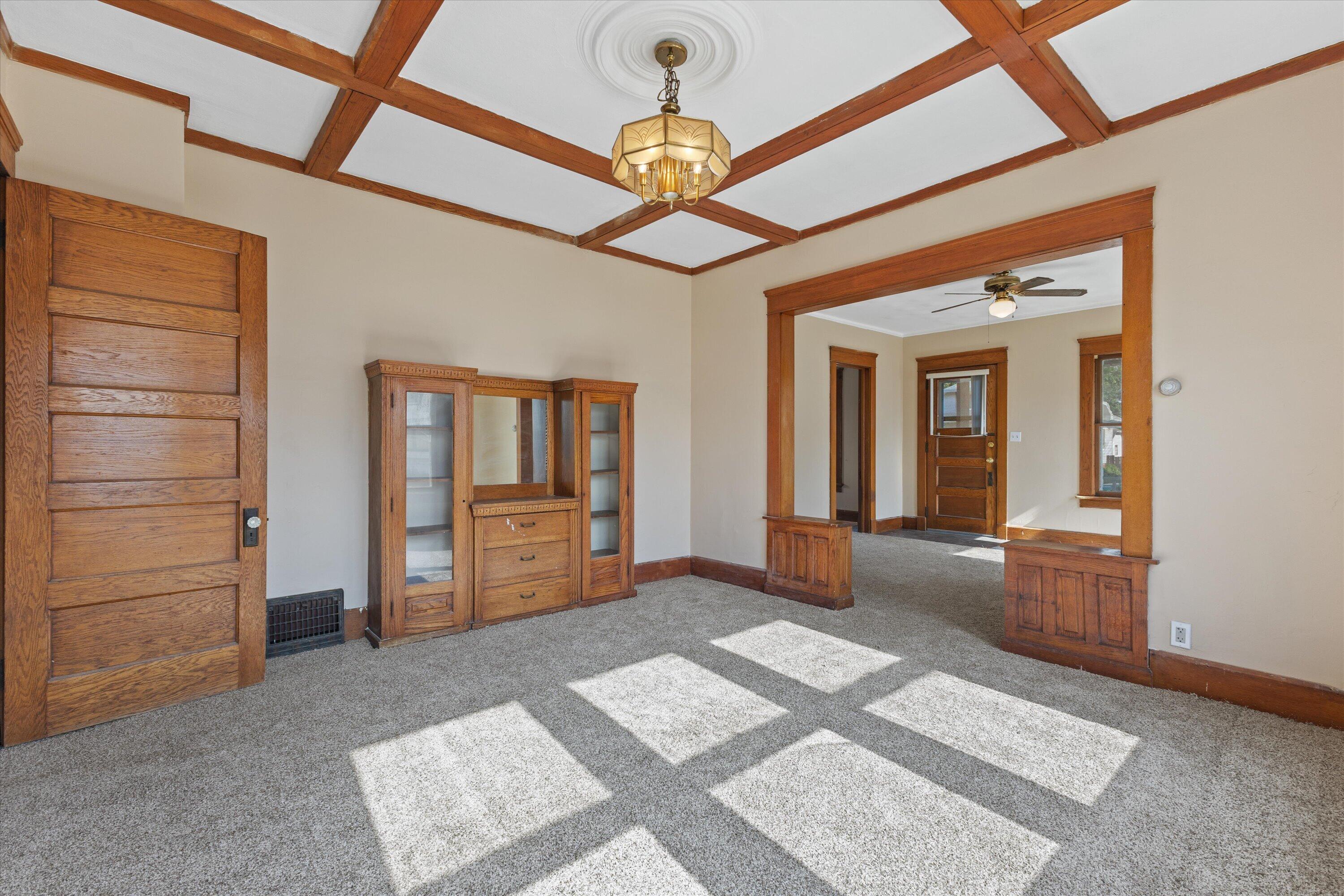 2401 Hansen Avenue Racine, WI 53405 - Photo 13 of 32 31-KCM-72