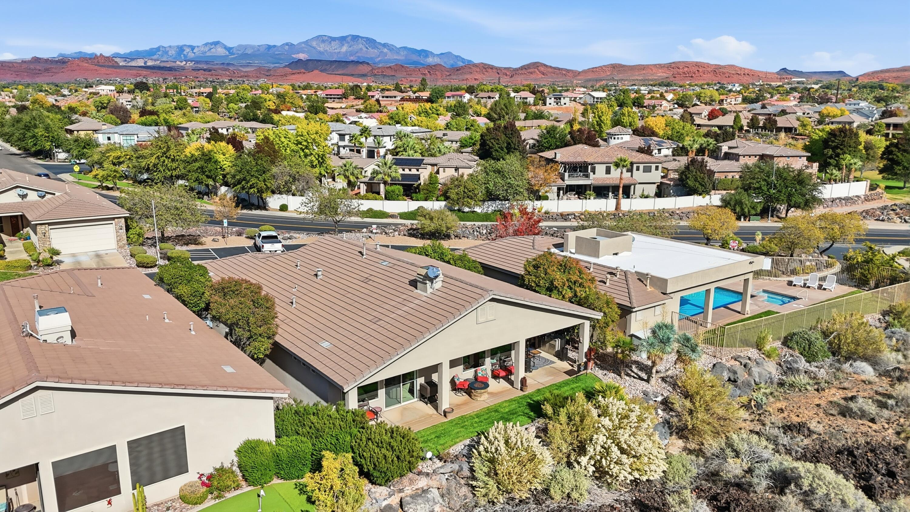 409 North Country Lane, Unit 1 St. George, UT 84770 - Photo 35 of 39 Back Elevation