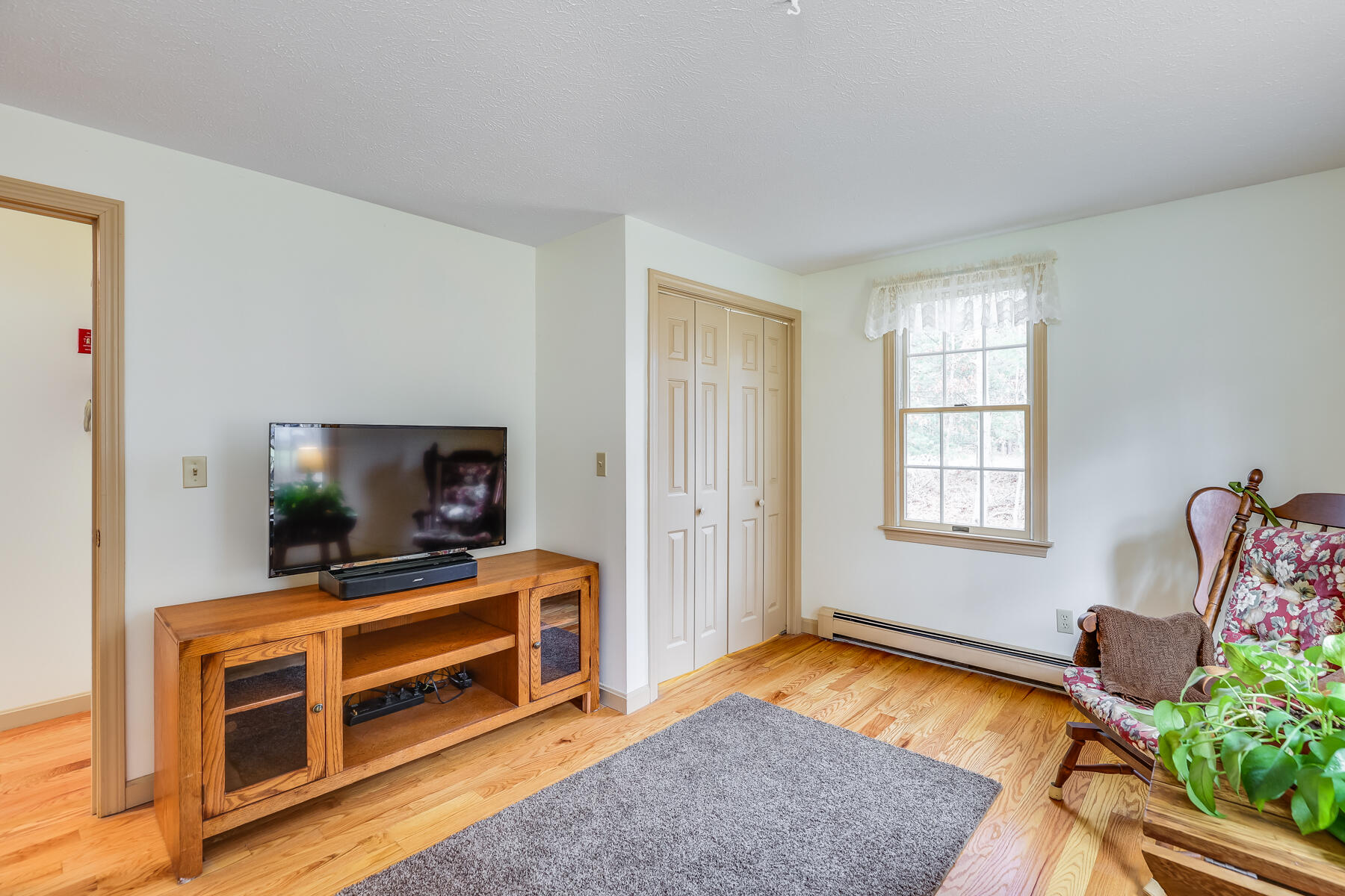 4 Mashpee Neck Road Mashpee, MA 02649 - Photo 17 of 44 Second BR 1