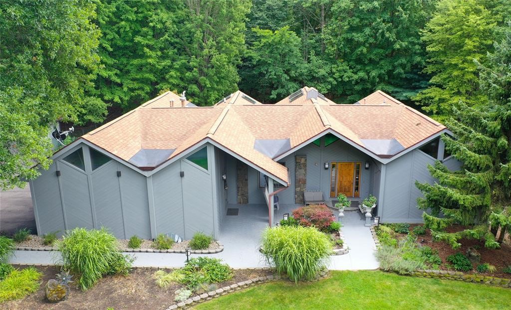 512 Meeker Road Vestal, NY 13850 - Photo 2 of 50 Gallery Image 2