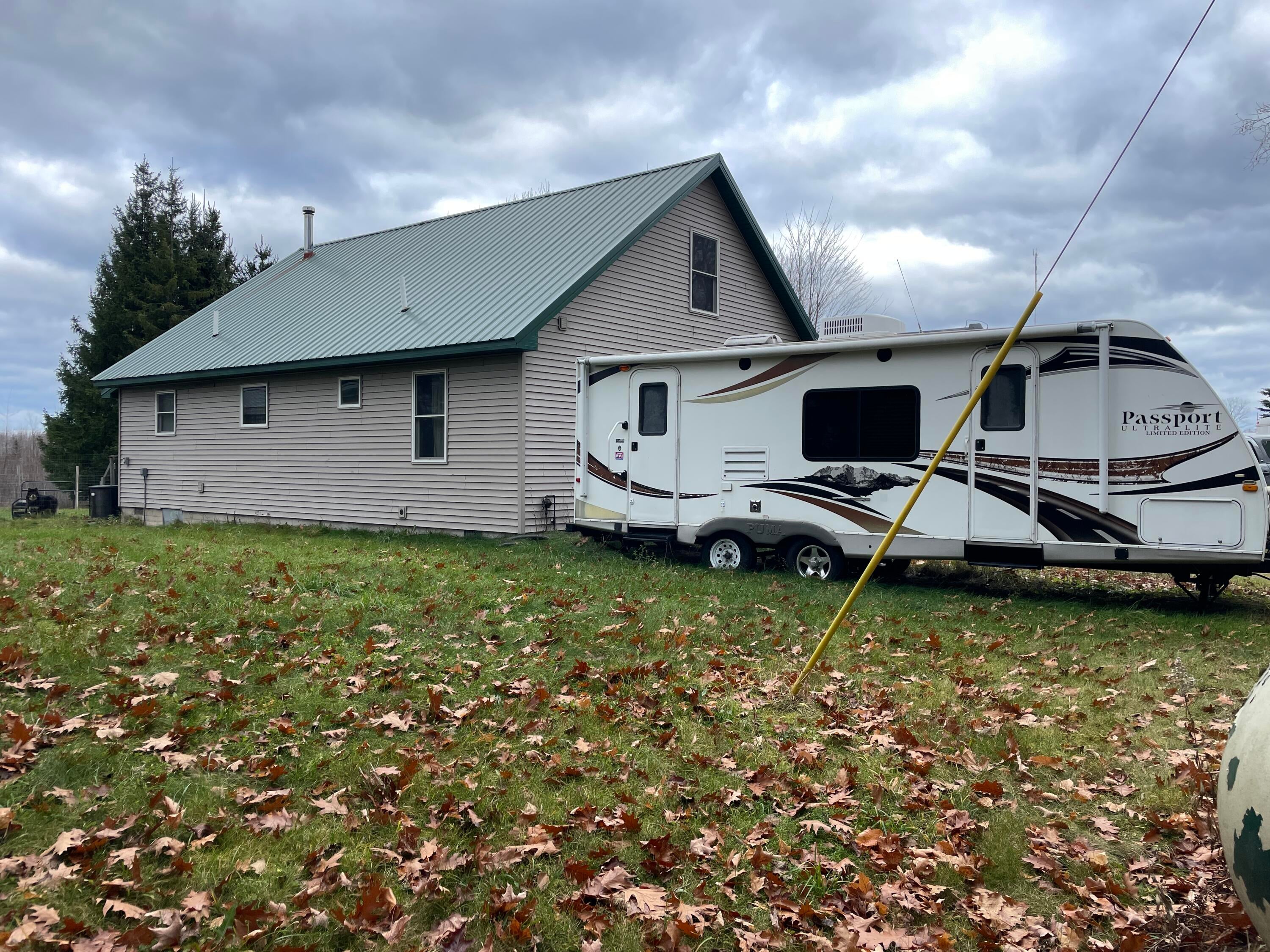 13972 Douglas Road Cheboygan, MI 49721 - Photo 4 of 54 Gallery Image 4