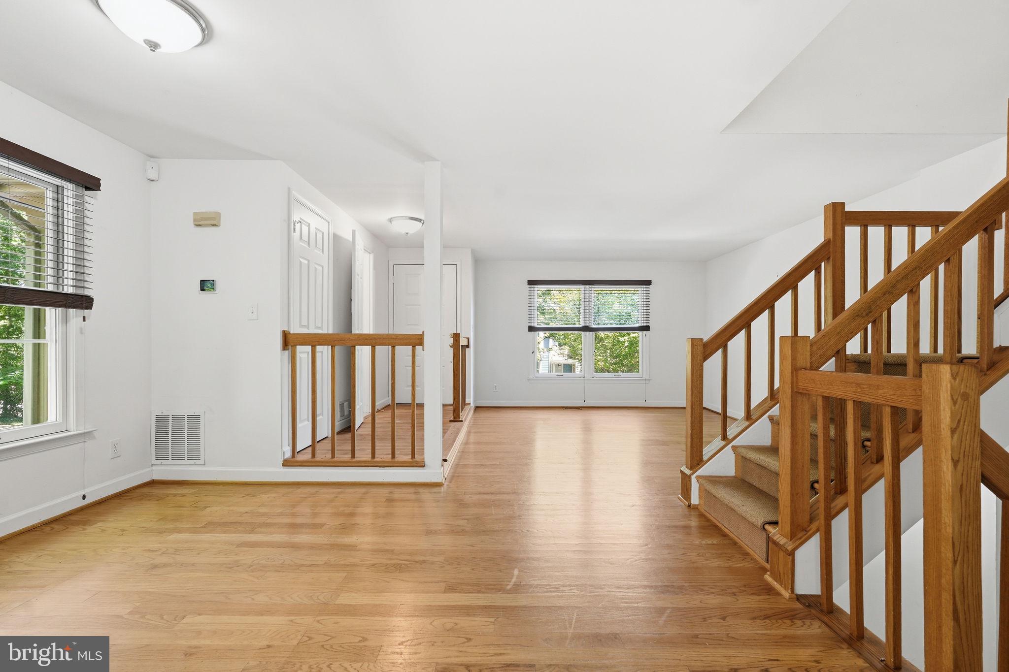 1609 Oak Spring Way Reston, VA 20190 - Photo 41 of 50
