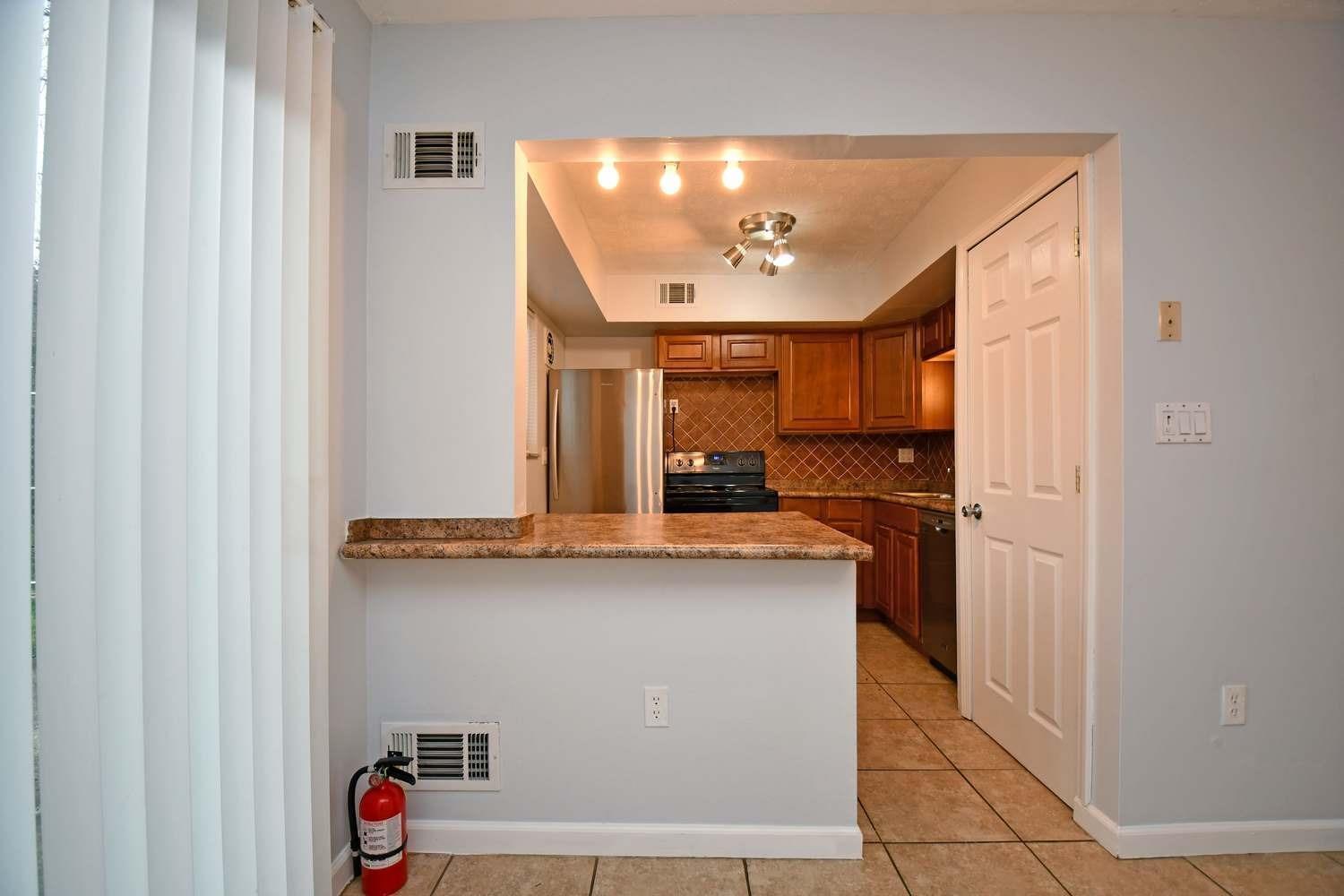 7752 Montgomery Road, Unit 74 Cincinnati, OH 45236 - Photo 9 of 28
