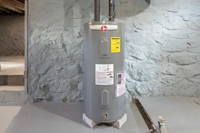 $789,500 | 129 Maple Avenue, Shrewsbury, MA 01545