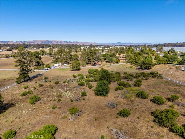 a view of a lake with houses