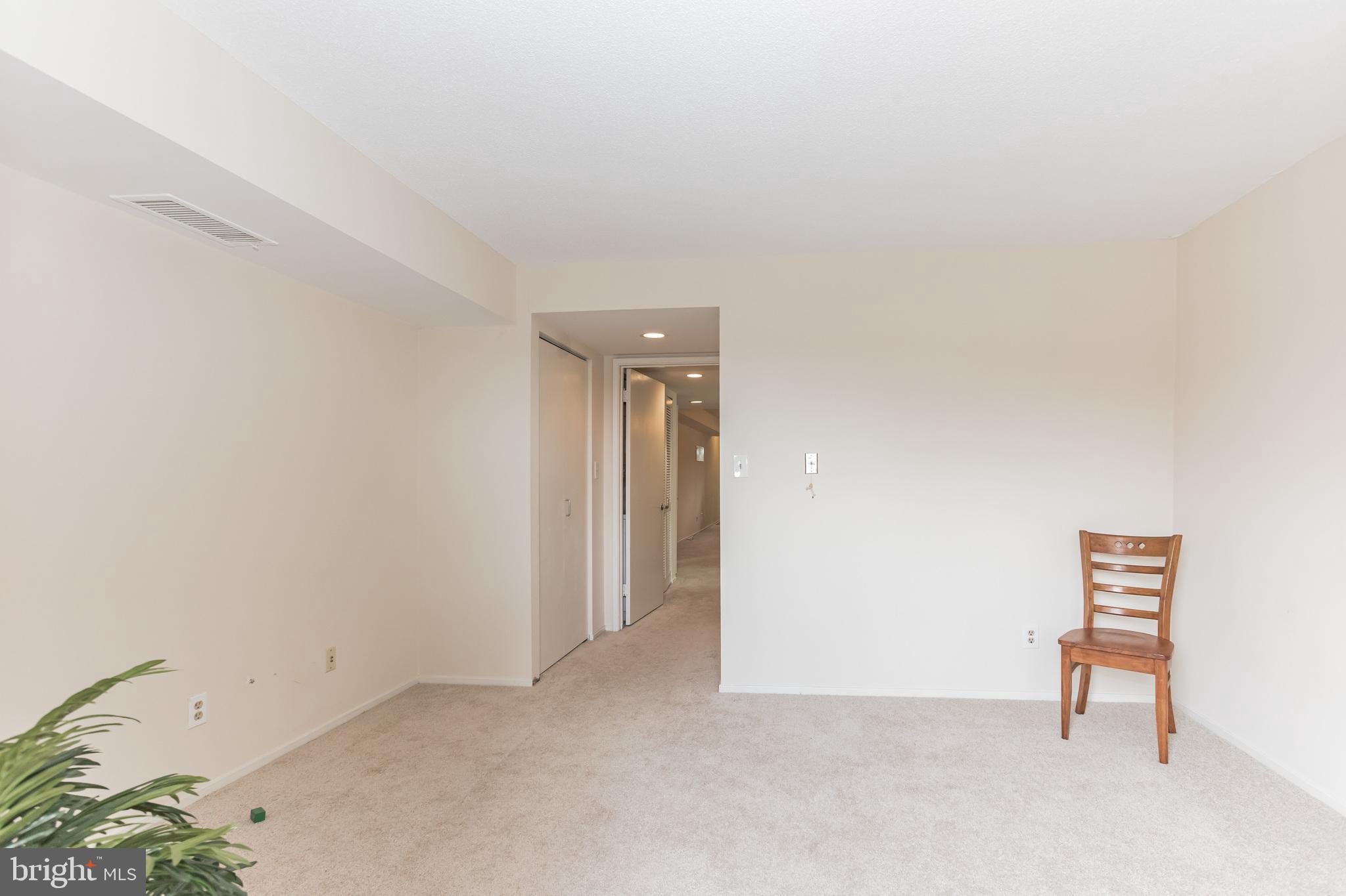 1951 Sagewood Lane, Unit 509 Reston, VA 20191 - Photo 24 of 32 2nd bedroom