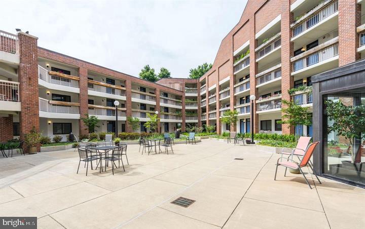 1951 Sagewood Lane, Unit 509 Reston, VA 20191 - Photo 26 of 32