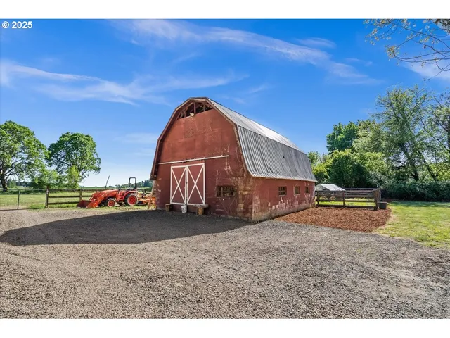 $1,599,000 | 43300 Northwest Cedar Canyon Road, Banks, OR 97106