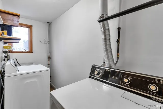 $1,375 | 28 Mead Street, North Tonawanda, NY 14120