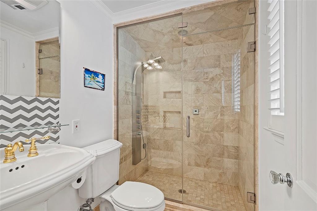 780 Elm Spring Road Pittsburgh, PA 15243 - Photo 12 of 25 Gallery Image 12