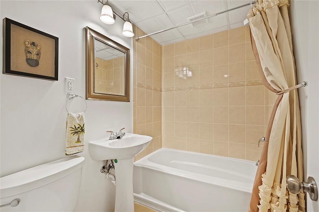 780 Elm Spring Road Pittsburgh, PA 15243 - Photo 18 of 25 Gallery Image 18