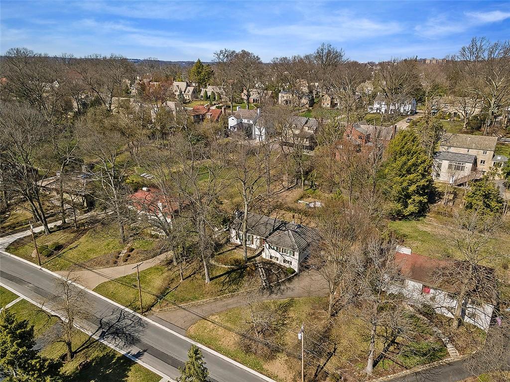 780 Elm Spring Road Pittsburgh, PA 15243 - Photo 3 of 25 Gallery Image 3