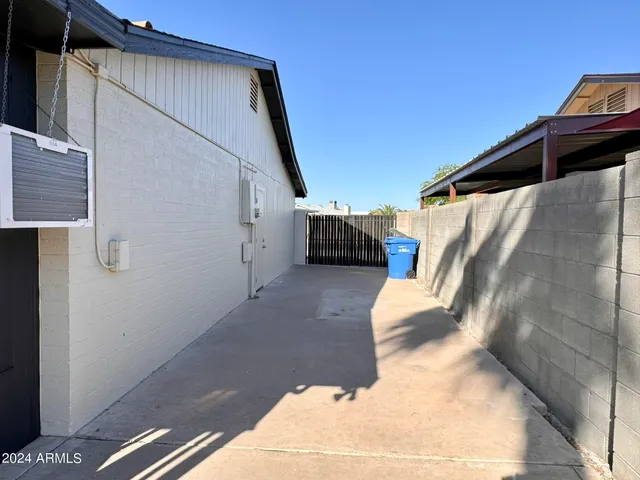 $2,595 | 10628 South 44th Place, Phoenix, AZ 85044