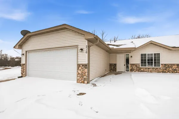 $195,000 | 216 Appaloosa Court, Braham, MN 55006