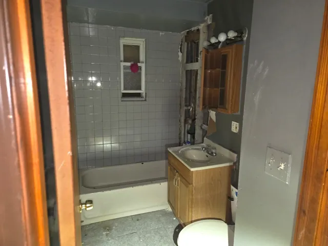 $199,000 | 4644 South Leamington Avenue, Chicago, IL 60638