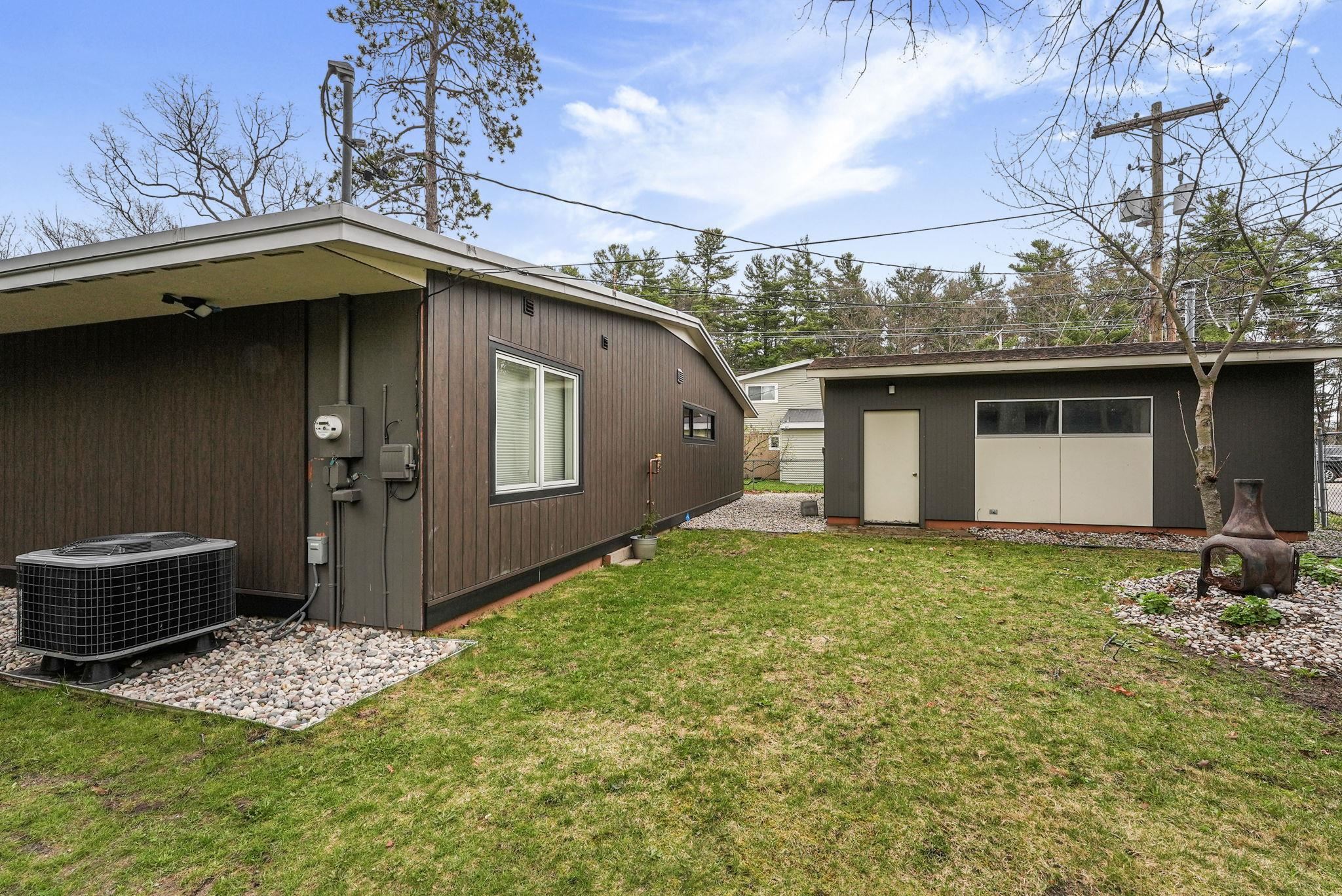 1236 Anderson Road Traverse City, MI 49686 - Photo 44 of 52 1944374-cfb5dcc3-4cba-4384-b92d-f865669e9ad8.JPG