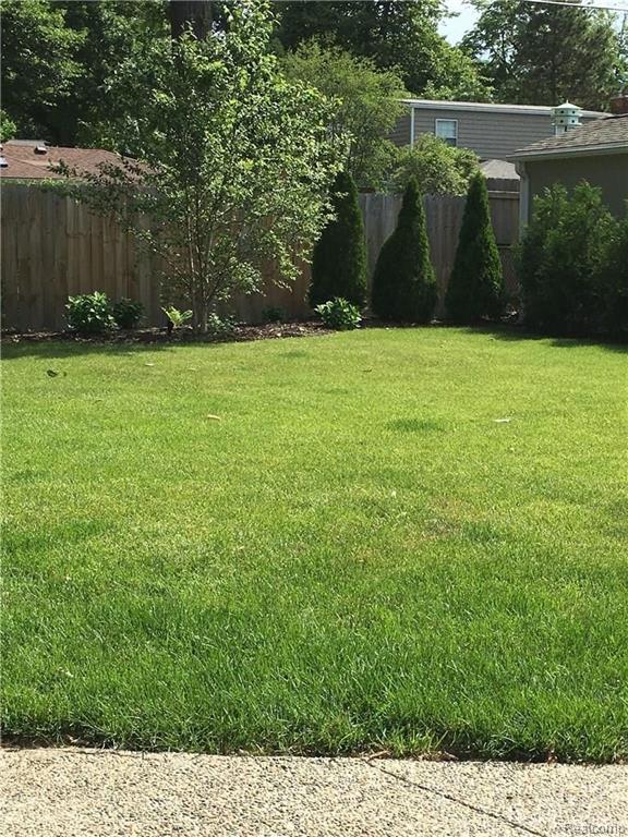 336 Stephens Road Grosse Pointe Farms, MI 48236 - Photo 22 of 22