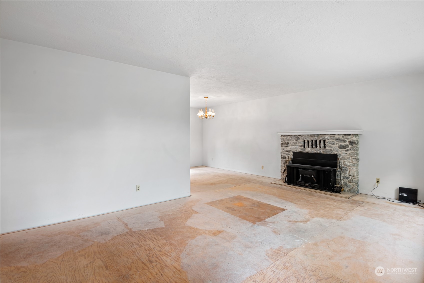 101 Haussler Road Kelso, WA 98626 - Photo 4 of 40 Gallery Image 4