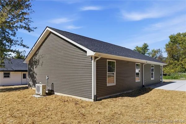 $199,900 | 304 Smith Street, Underwood, IN 47177