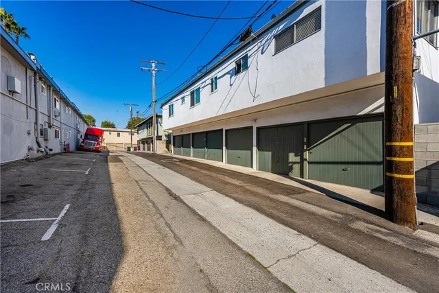 a view of an entrance of the building