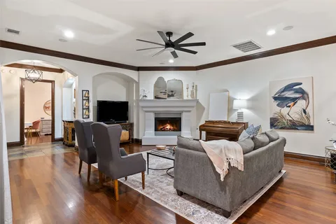 $1,500,000 | 12027 Pleasant Panorama View, Austin, TX 78738