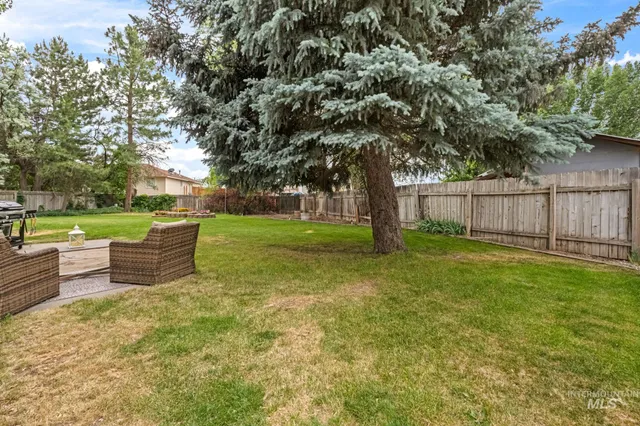 $399,900 | 1075 Teal Circle, Mountain Home, ID 83647