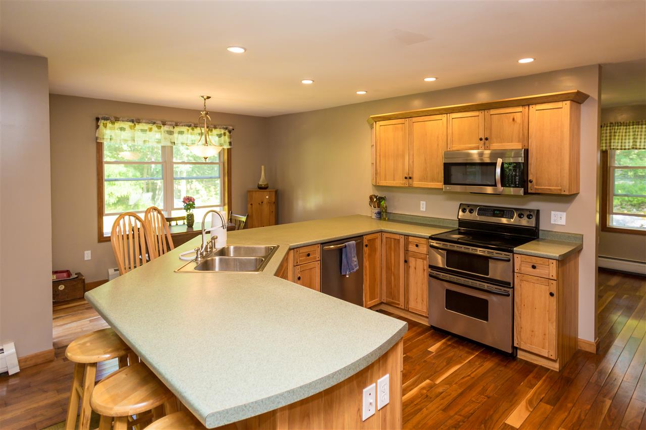 150 Calef Island Road Barrington, NH 03825 - Photo 8 of 39