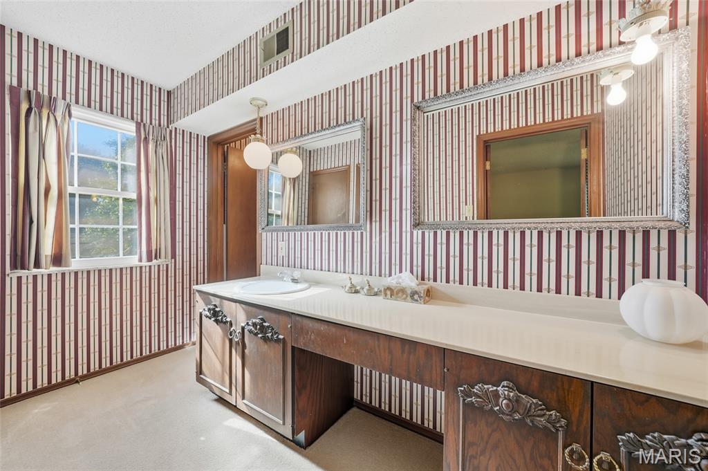 13256 Pebble Ridge Drive St. Louis, MO 63141 - Photo 21 of 39 Gallery Image 21