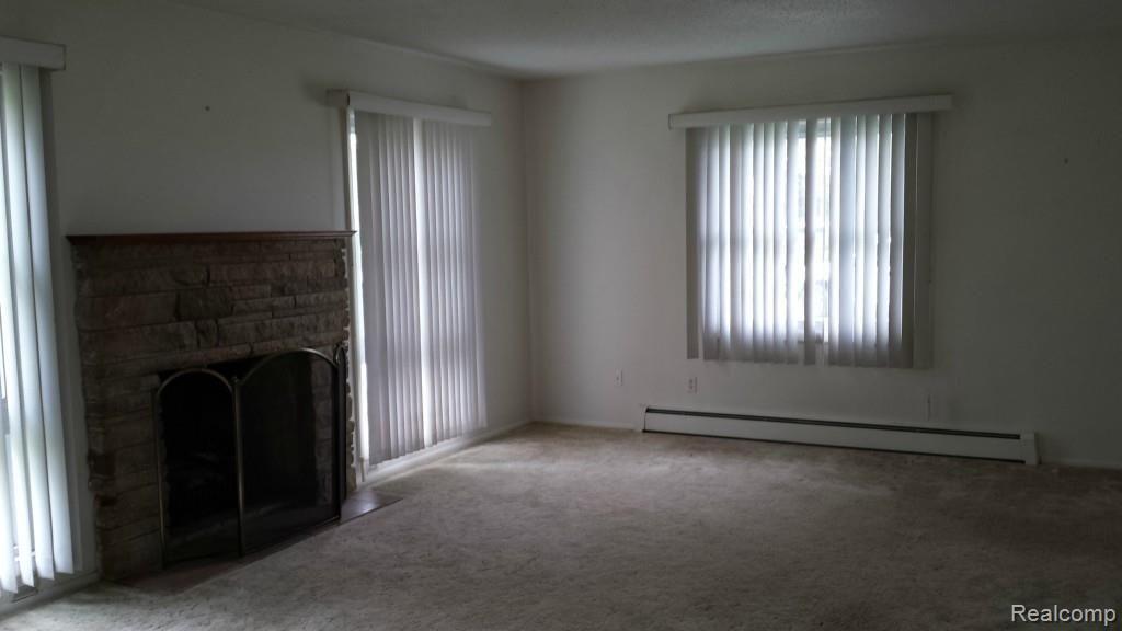 9322 North Bray Road Clio, MI 48420 - Photo 5 of 17 Living Room