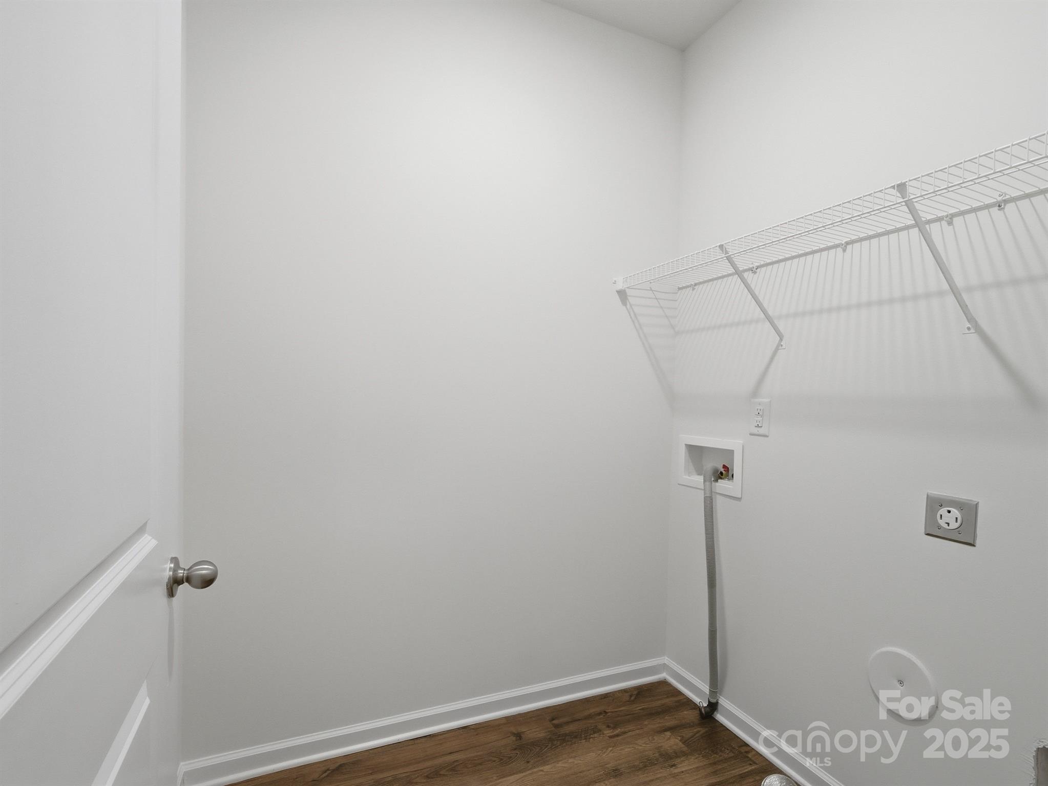 2212 Apple Glen Lane Charlotte, NC 28269 - Photo 24 of 32 a bathroom with a shower
