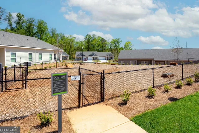 $2,465 | 705 Charles Hardy Parkway, Unit 250T, Dallas, GA 30157