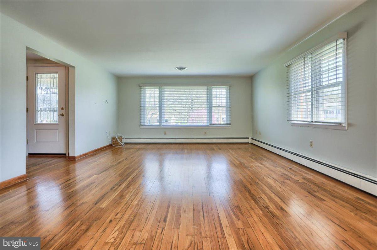 139 North Fileys Road Dillsburg, PA 17019 - Photo 5 of 38 Gallery Image 5
