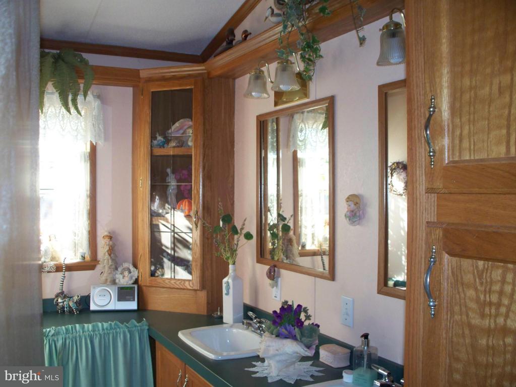 129 Meadow Valley Road, Unit 21 Ephrata, PA 17522 - Photo 10 of 23 Gallery Image 10