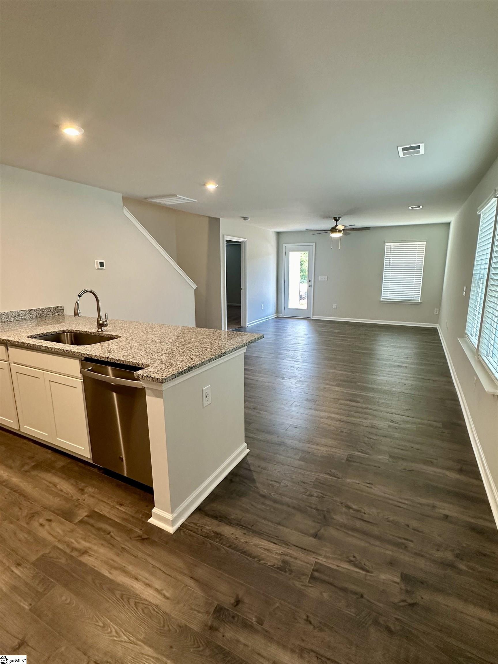 206 Boneset Drive Greenville, SC 29607 - Photo 5 of 36