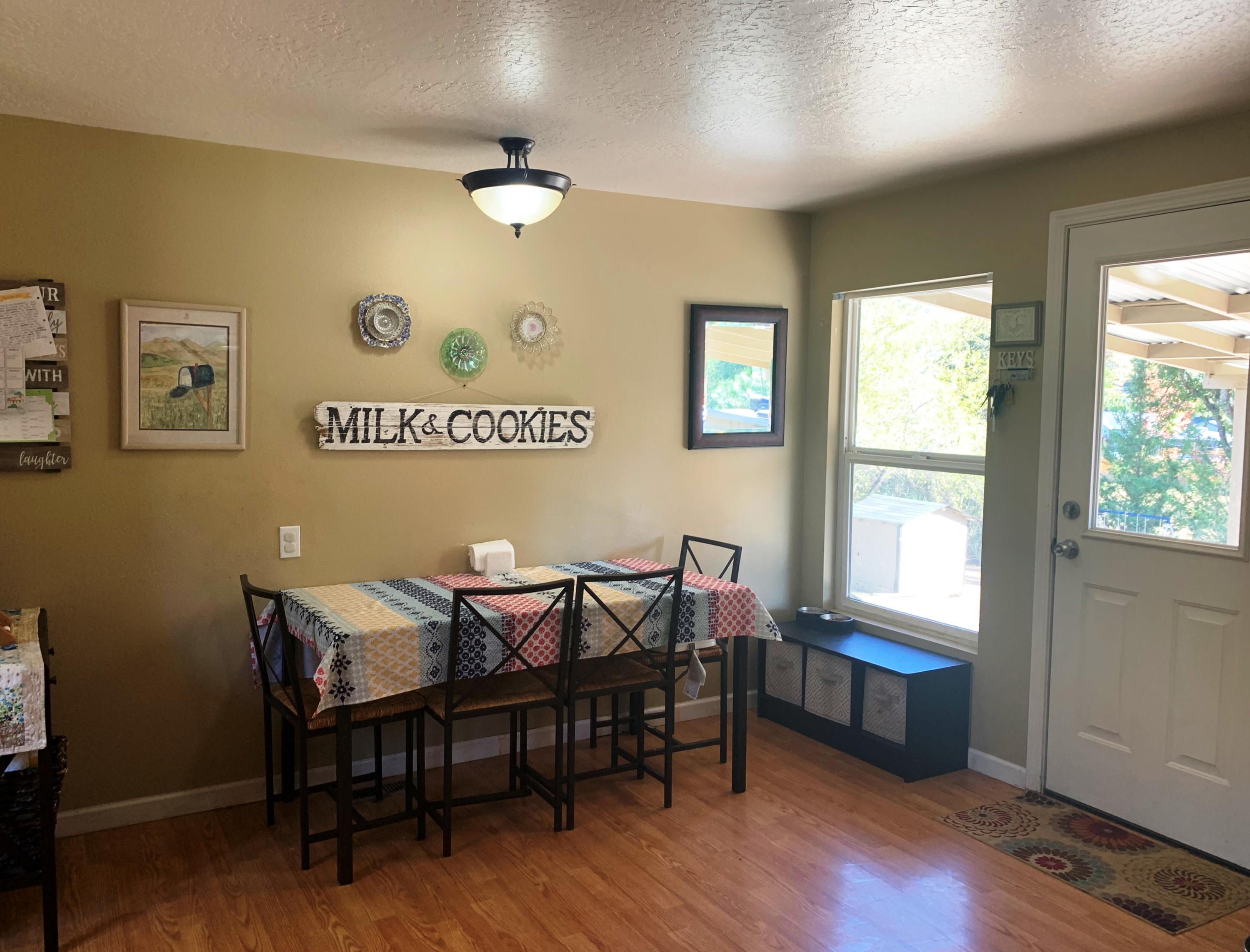361 Homewood Road Grants Pass, OR 97527 - Photo 11 of 22 IMG_7844