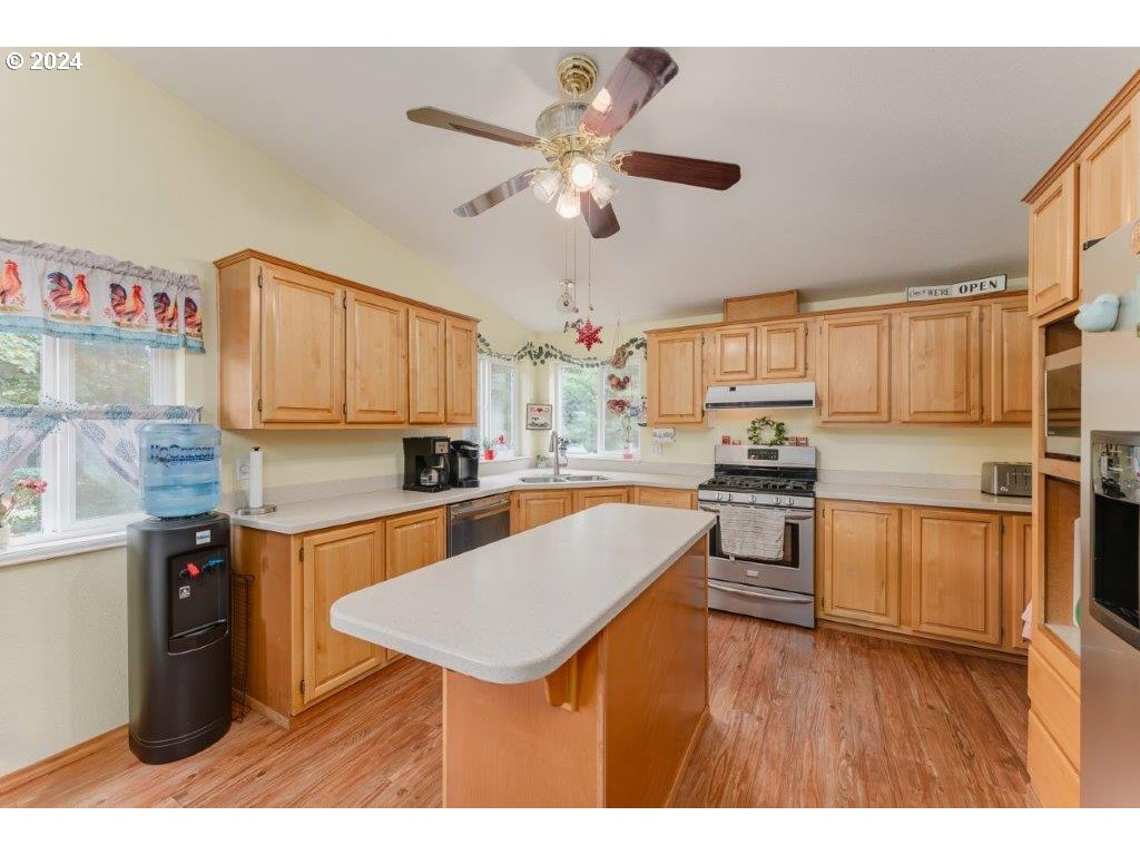 219 Indian Bend Road Umpqua, OR 97486 - Photo 11 of 48 Gallery Image 11