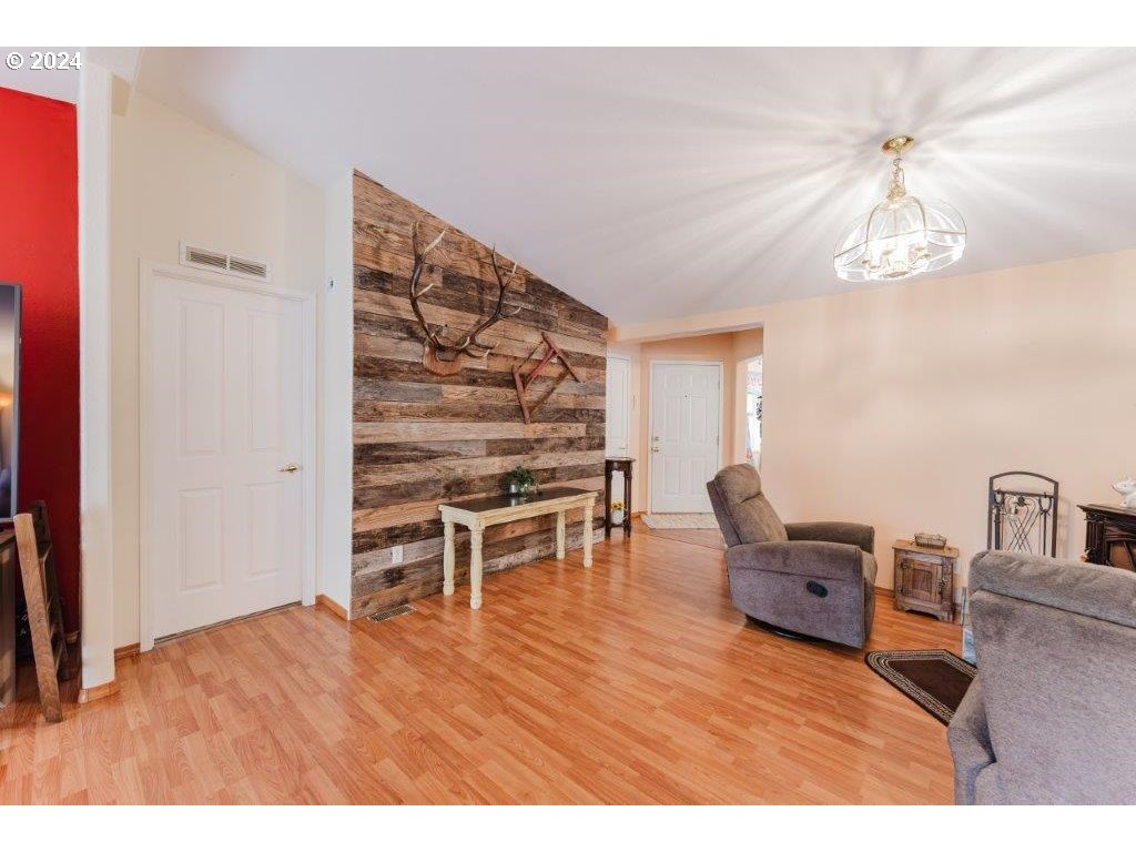 219 Indian Bend Road Umpqua, OR 97486 - Photo 8 of 48 Gallery Image 8
