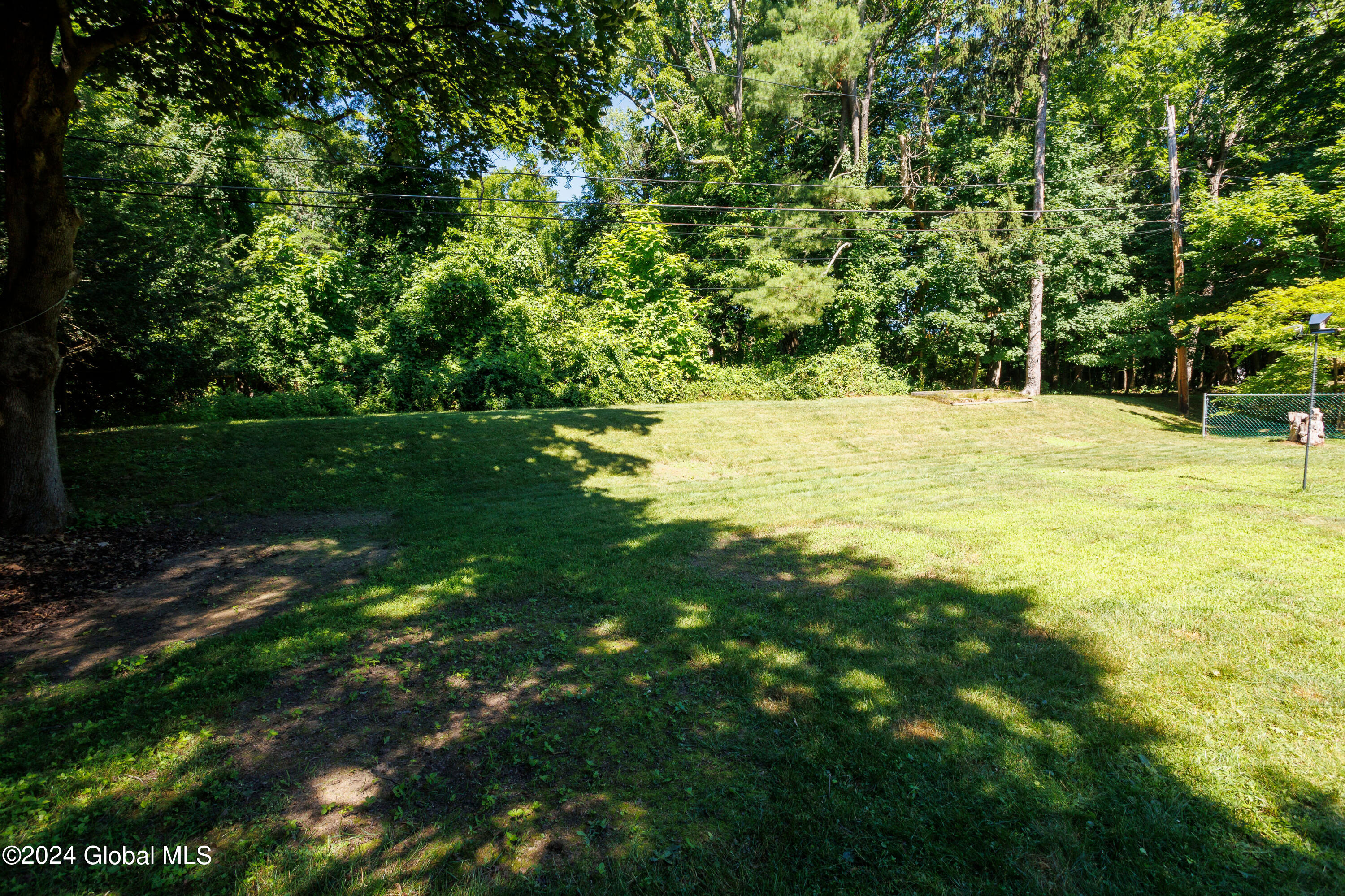19 Albin Road Bethlehem, NY 12054 - Photo 14 of 15 KOR60970