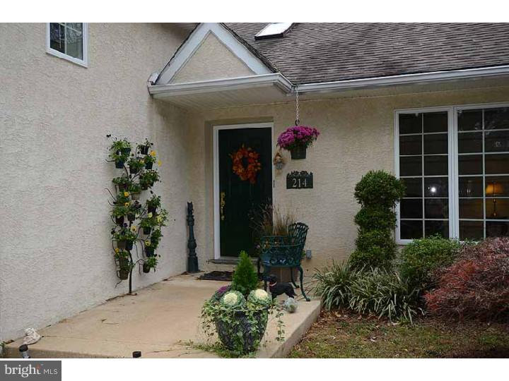 214 Country Road Berwyn, PA 19312 - Photo 23 of 23 Exterior Front