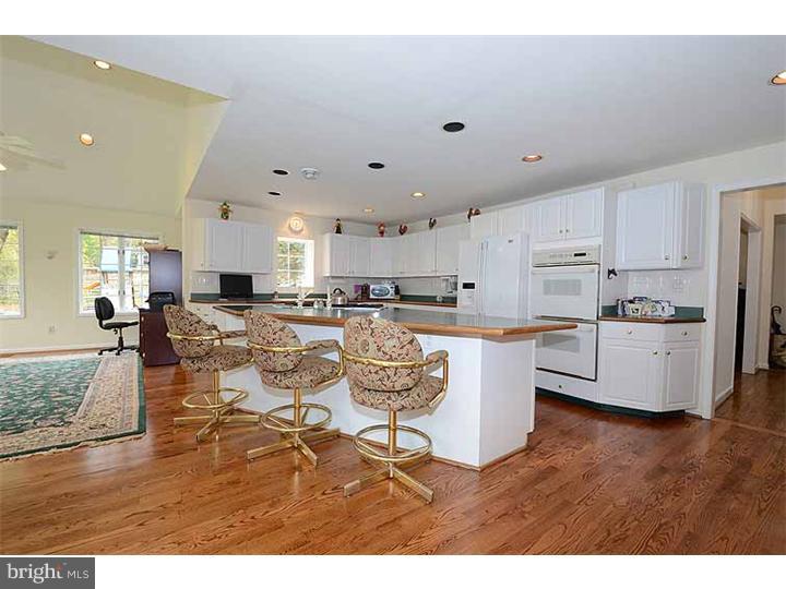214 Country Road Berwyn, PA 19312 - Photo 7 of 23 Kitchen