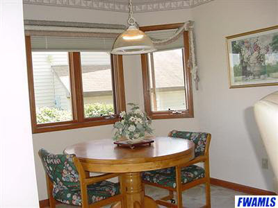 933 Autumn Ridge Lane Fort Wayne, IN 46804 - Photo 6 of 11 Gallery Image 6