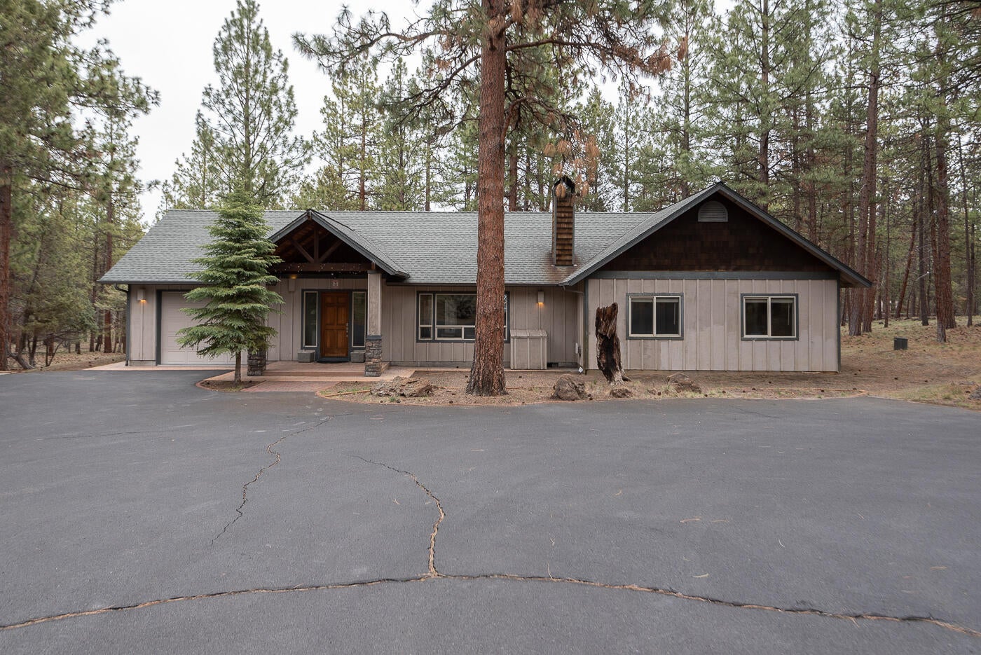 69320 Deer Ridge Road Sisters, OR 97759 - Photo 4 of 39 4