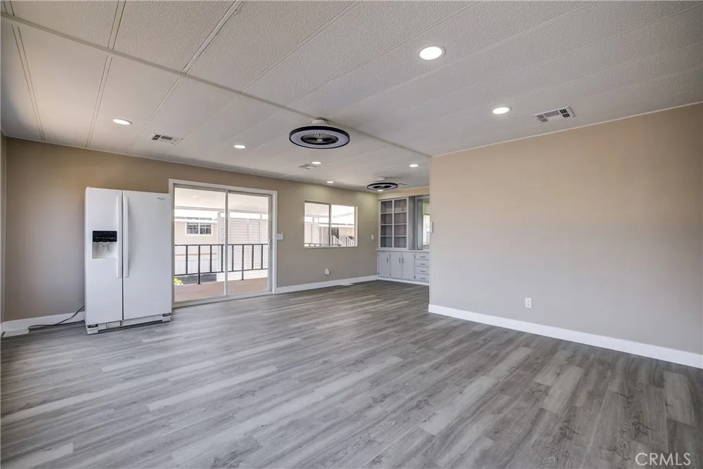 3700 Buchanan Street, Unit 58 Riverside, CA 92503 - Photo 13 of 37