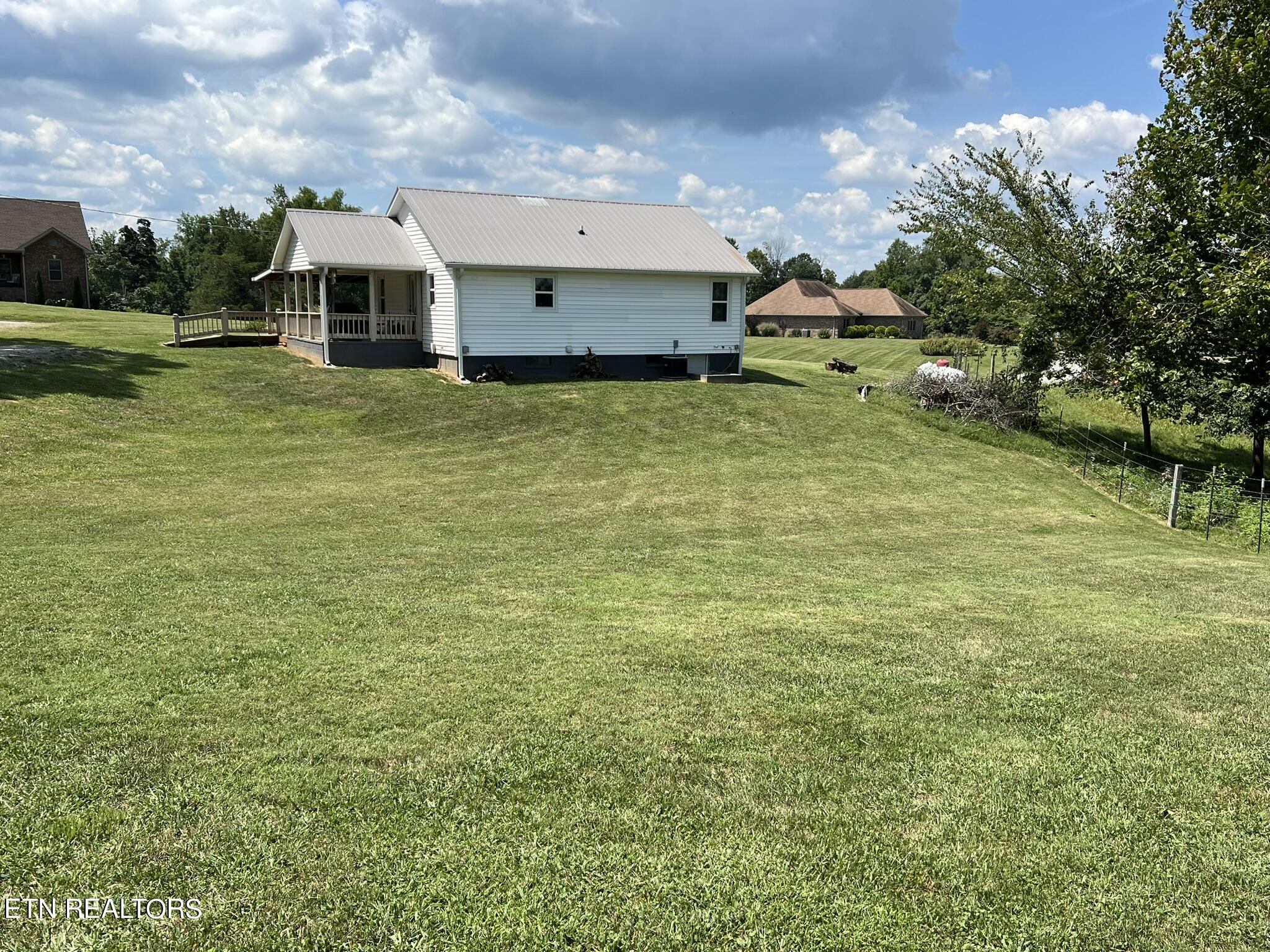 1735 Jones Chapel Road Byrdstown, TN 38549 - Photo 9 of 23 IMG_0455