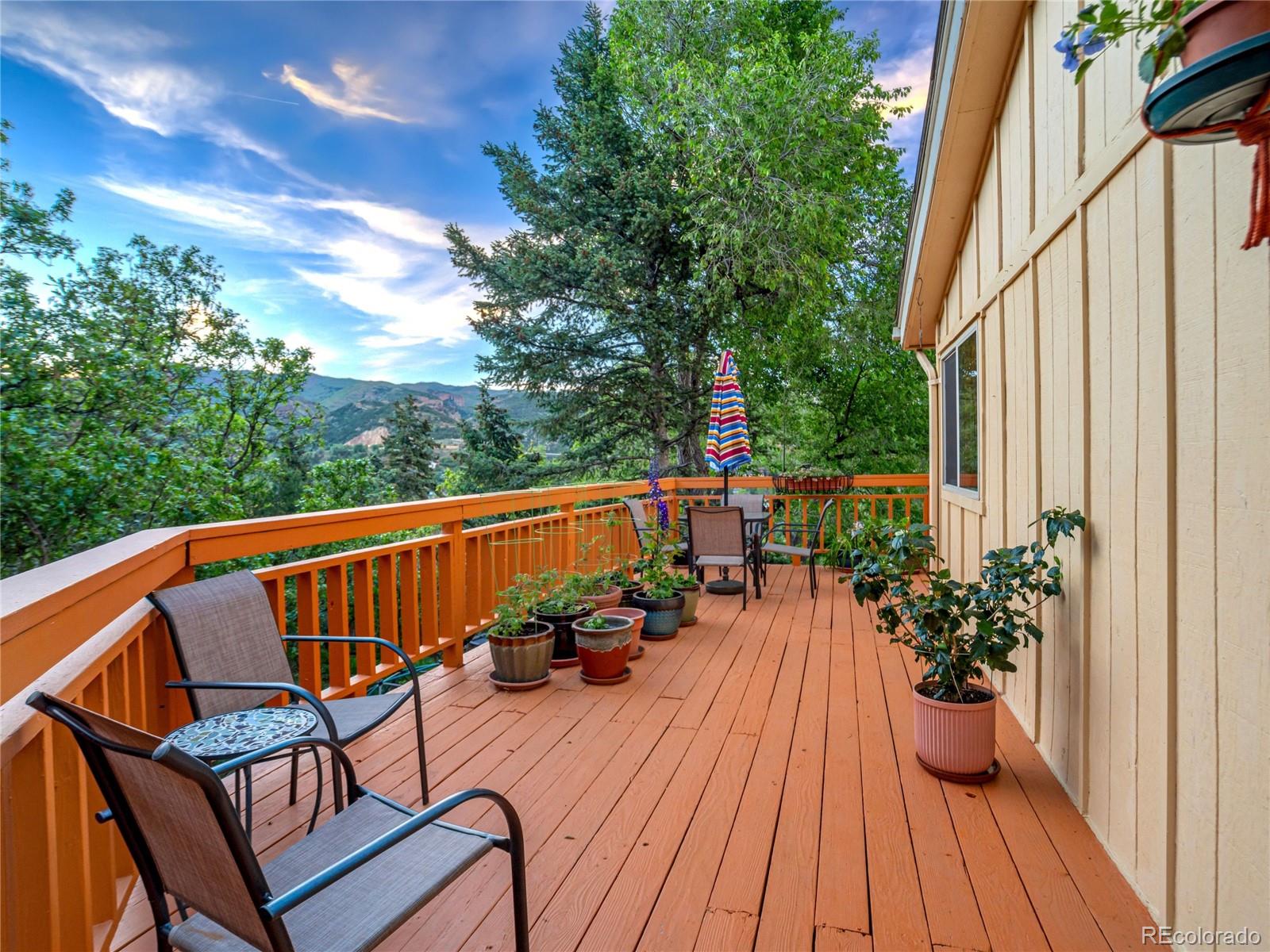 902 High Road Manitou Springs, CO 80829 - Photo 2 of 32