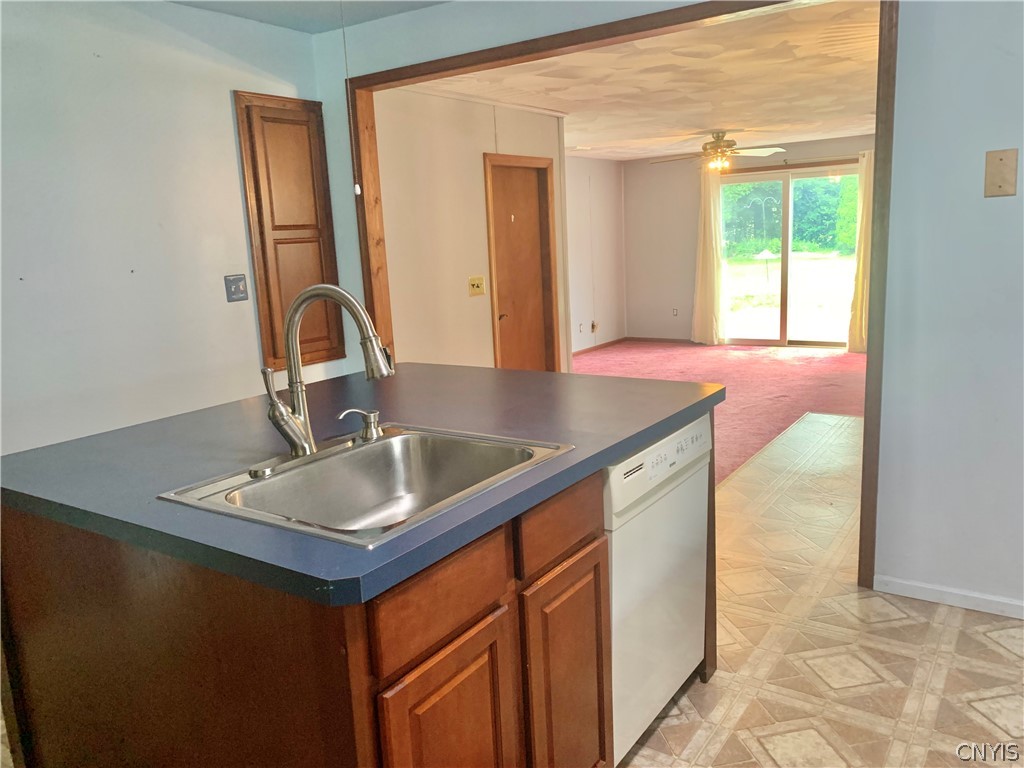 53 Pinecrest Road Whitestown, NY 13492 - Photo 13 of 33 Large sink & dishwasher in center island