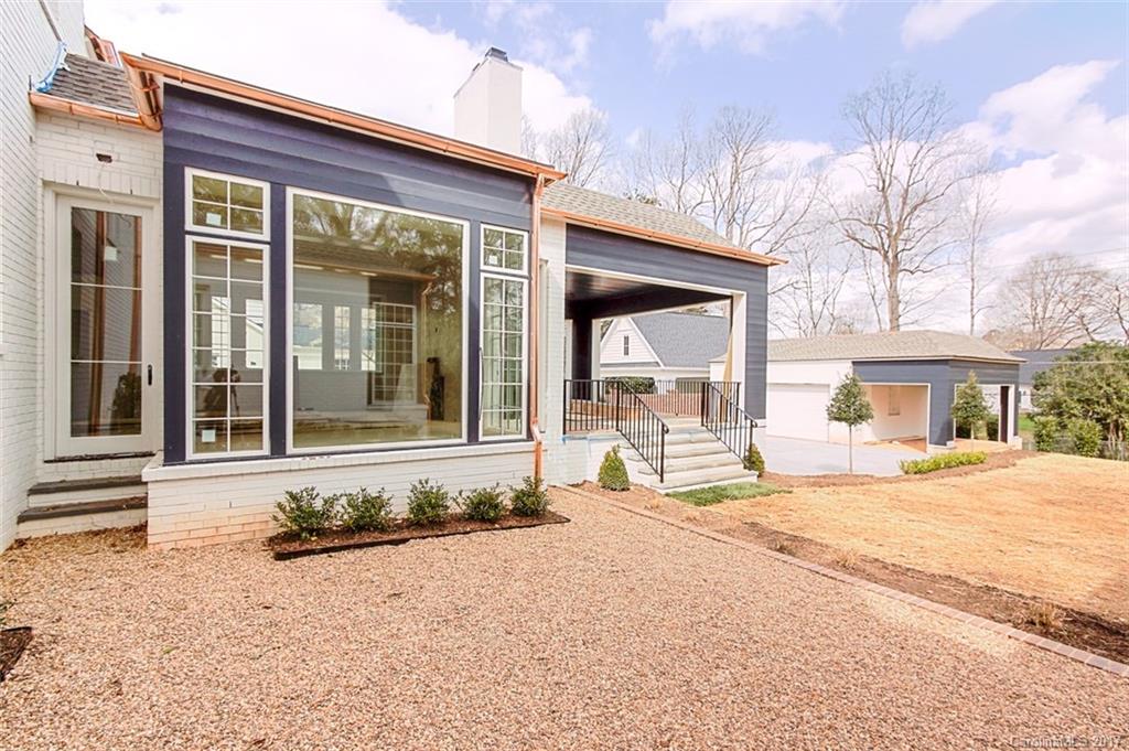 3935 Abingdon Road Charlotte, NC 28211 - Photo 8 of 23 a house with a outdoor space