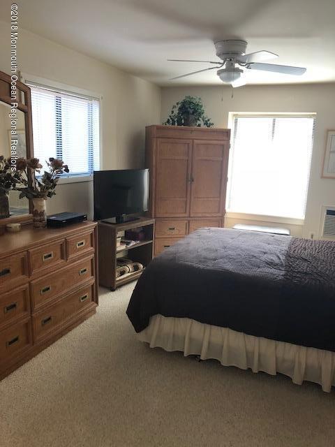 89 Arrowood Road, Unit H Manalapan, NJ 07726 - Photo 9 of 18 IMG_3955